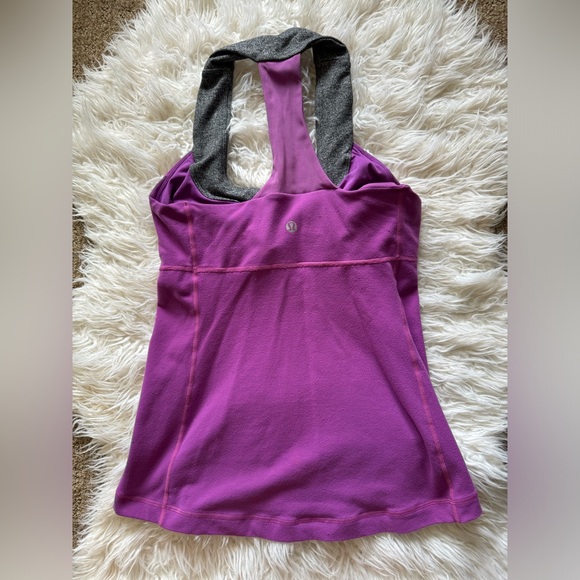Lululemon tank top size 6 - Picture 2 of 3
